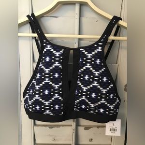 NWT bikini top by Skye XL
